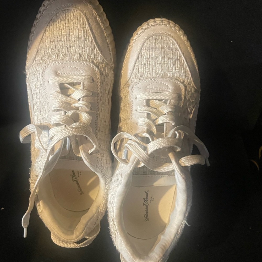 UNIVERSALWhite Textured Sneakers